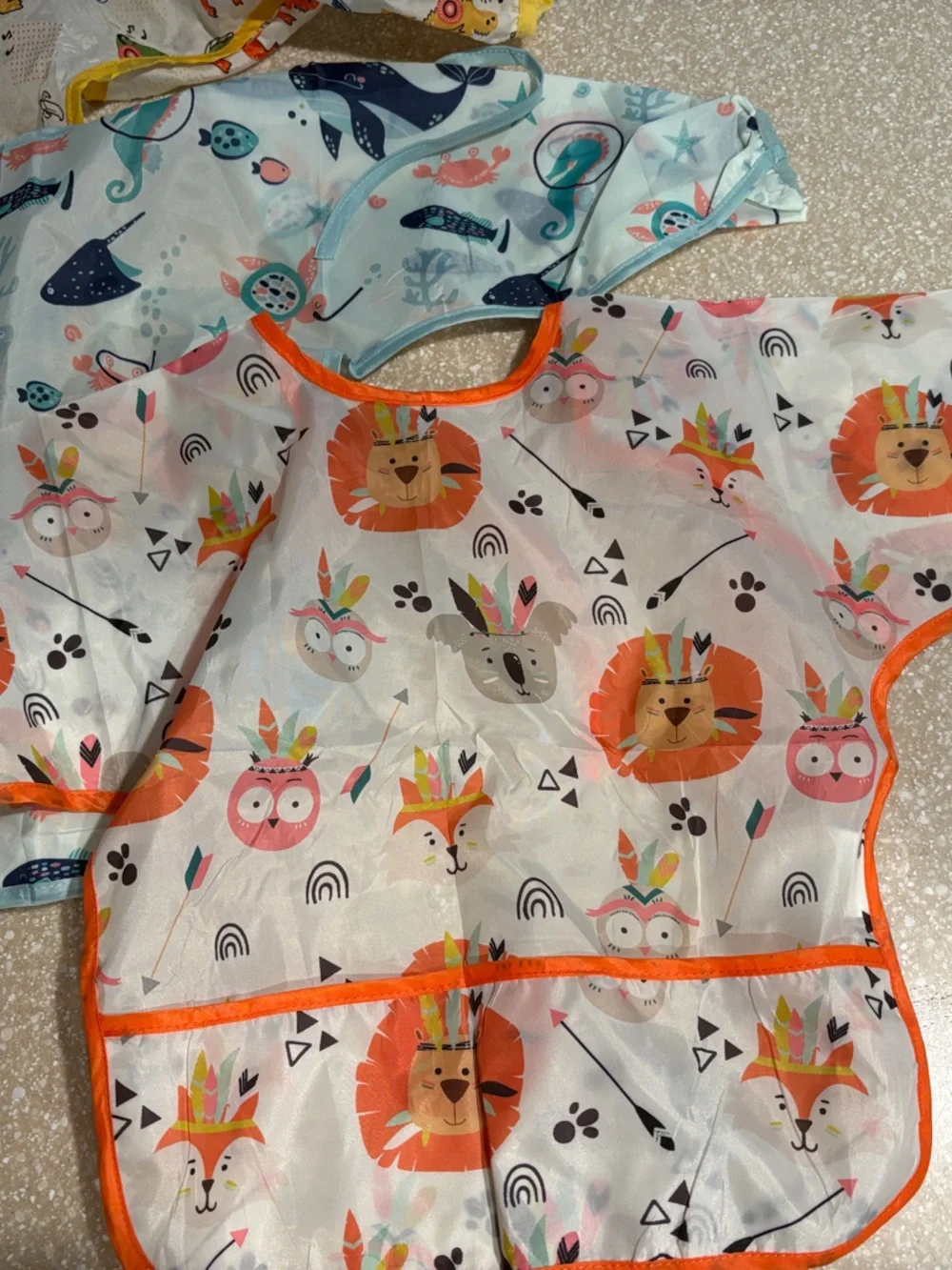 Long-Sleeve Waterproof Baby Bibs / art smocks